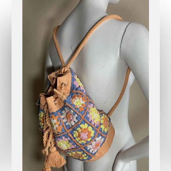 Urban 100% cotton Multi Color Crochet Backpack main image 4